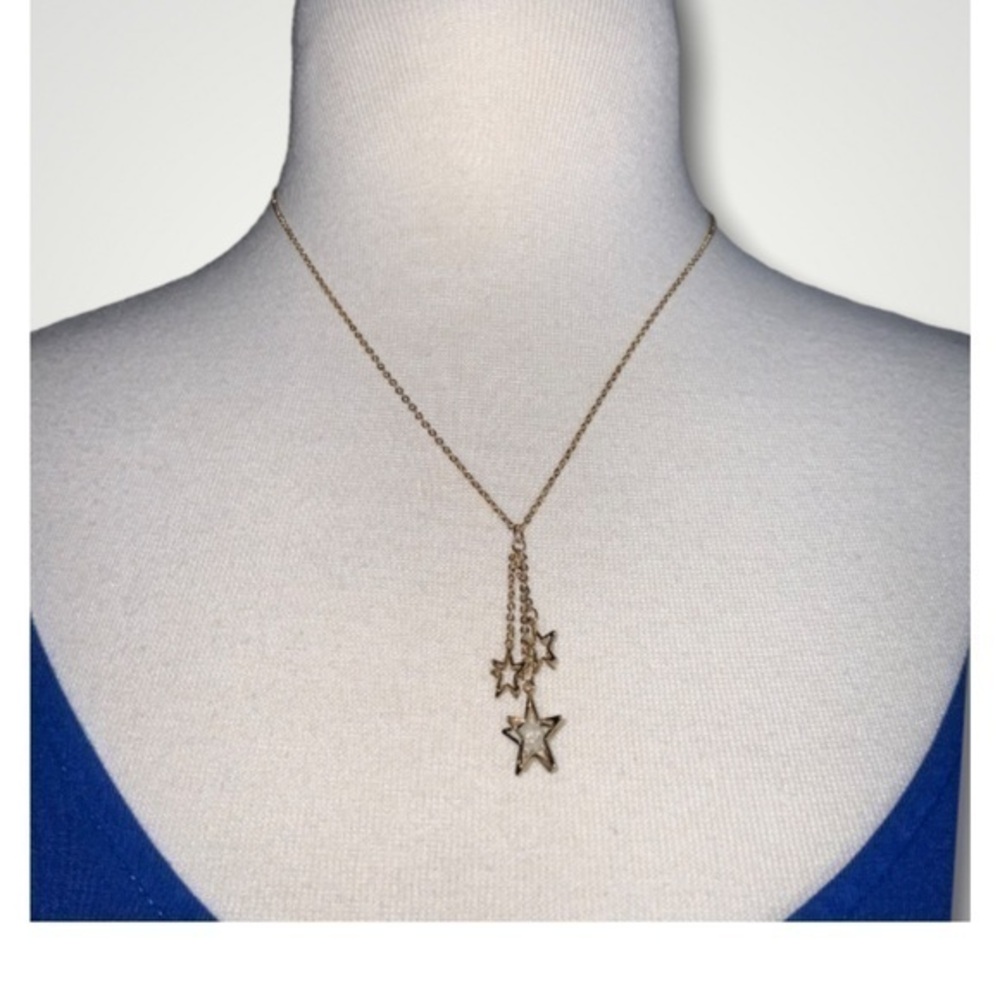 Avon Vintage Gold Tone 3D Stars & Crystal 18” Necklace. 2” Dangle Stars …